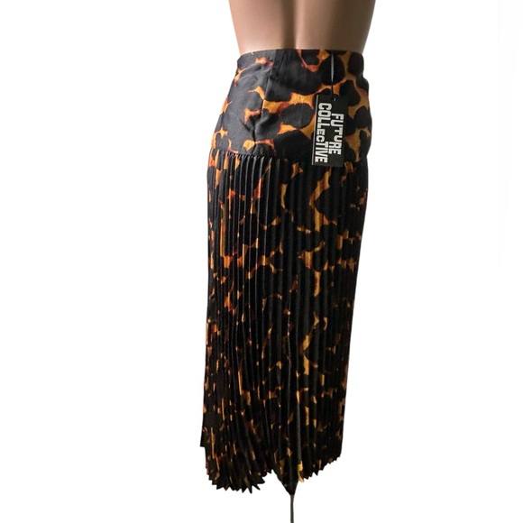 FUTURE COLLECTIVE women’s drop waist midi flames goth biker skirt size Large NWT - Picture 4 of 12